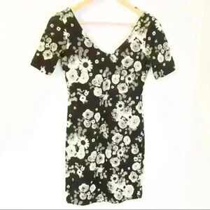 H&M black floral print short sleeve mini dress size sm